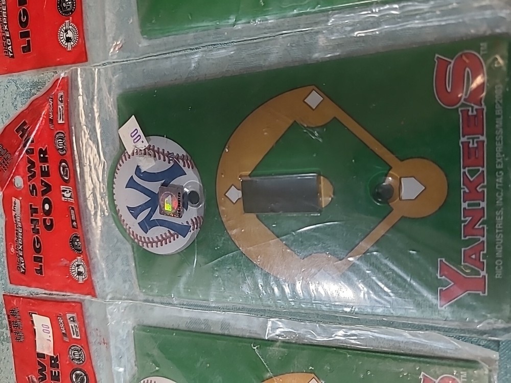 FOUR New York Yankees Light Switch