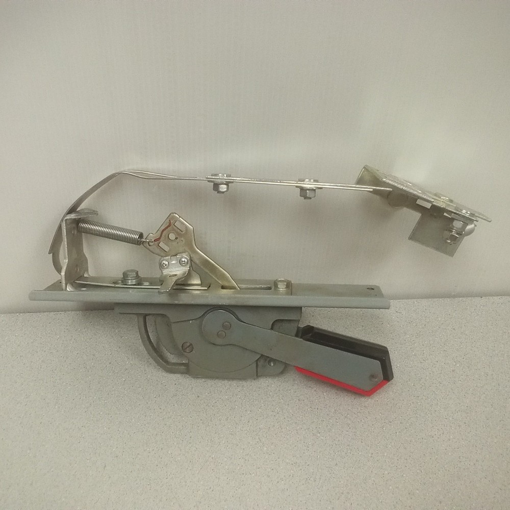 Allen Bradley 40394-308-54 Disconnect Operator Handle