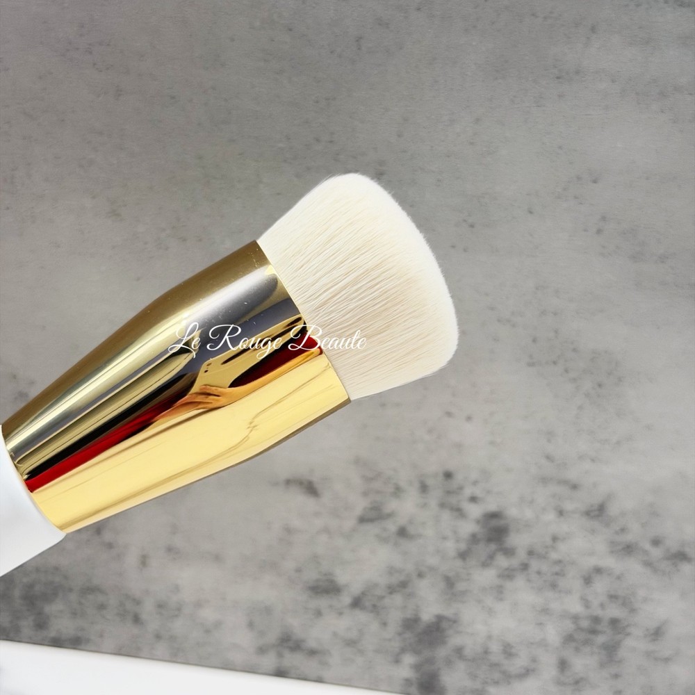 Ogee The Base Brush - Foundation Buffing Brush