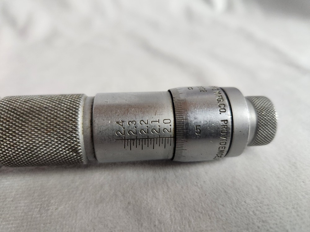 Brown & Sharpe Internal Bore Micrometer Range 2.0"- 2.40” - Model 281