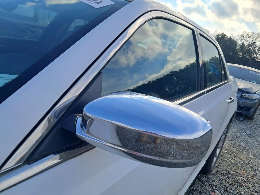 300 2012 Glove Box 4892135