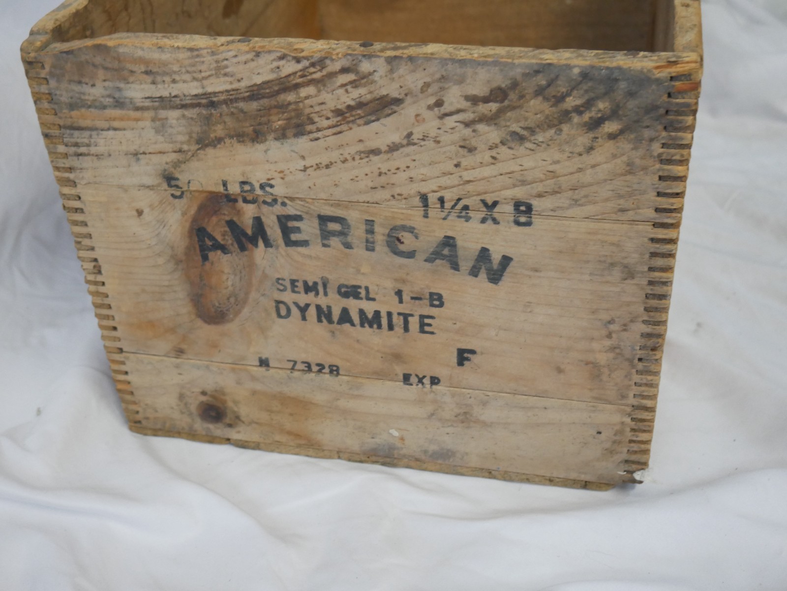 Vtg. American Cyanamid Co Dynamite Explosives Wood Box 30 Rockefeller Plaza NY