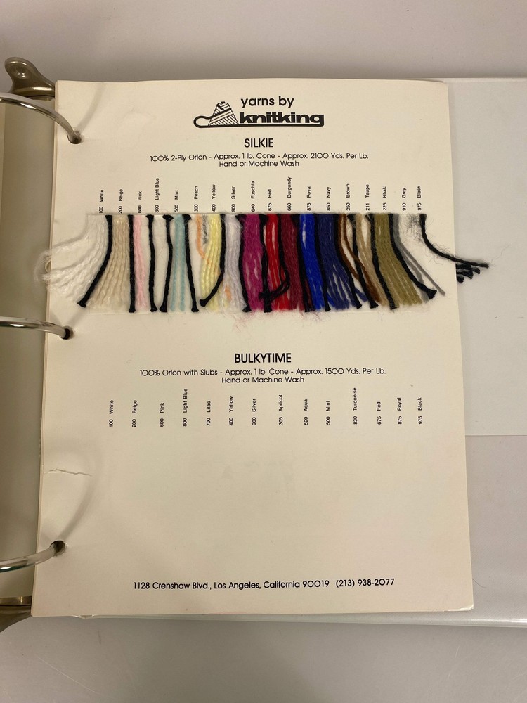 Yarns by Knitking Sample Binder