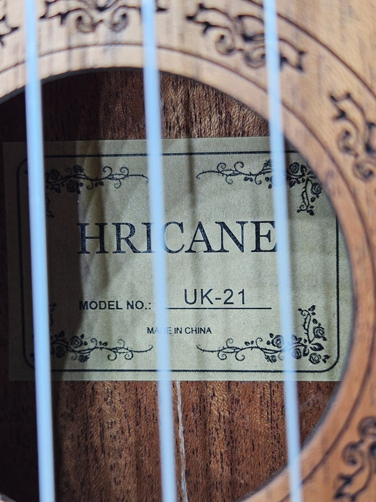 Hricane Ukulele UK-21 Solid Wood 4-String With Case & Accessories