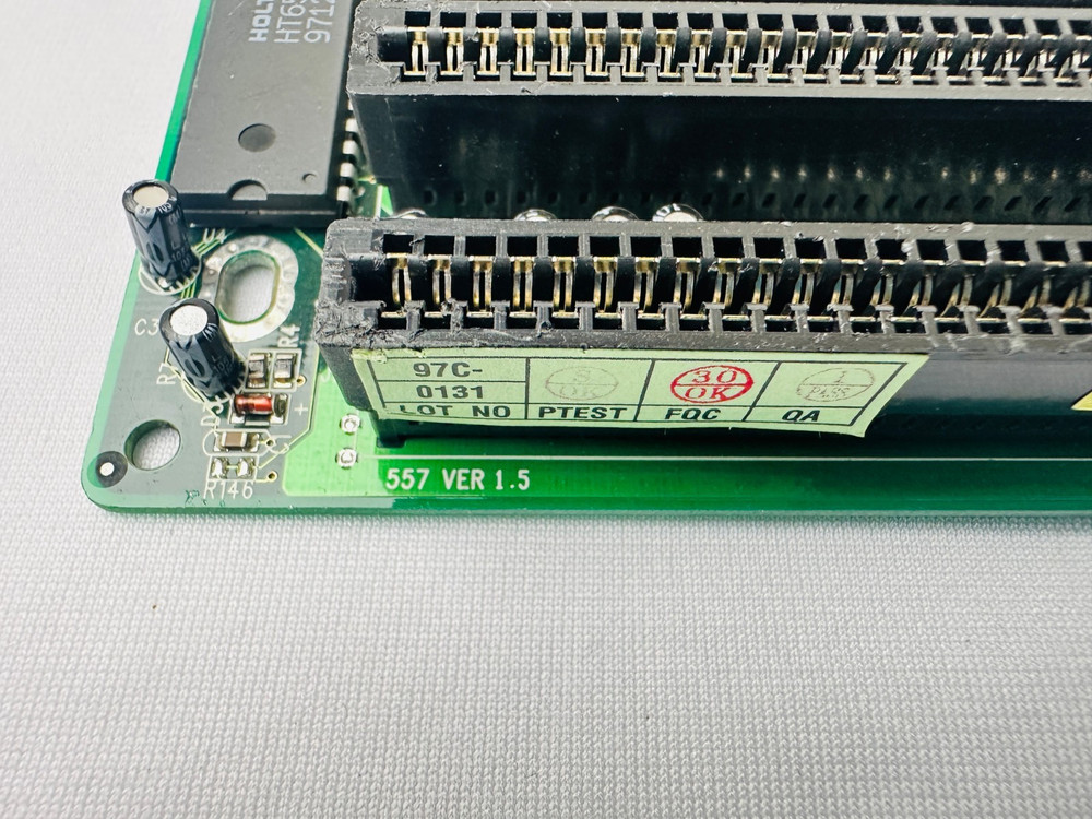 Shuttle HOT-557 Motherboard