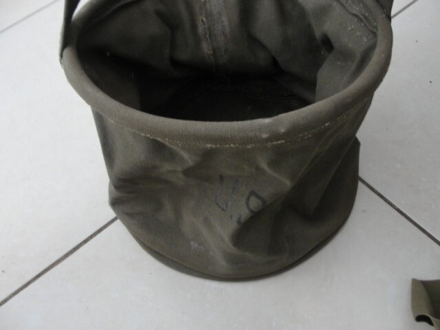 WWII USGI  M1942 COLLAPSIBLE  WATER BUCKET 1945 Military Vehicle WW2