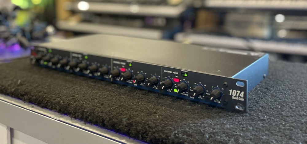 DBX 1074 Quad Noise Gate Dynamic Processor Rack Effect Unit w/ IEC Power Cable