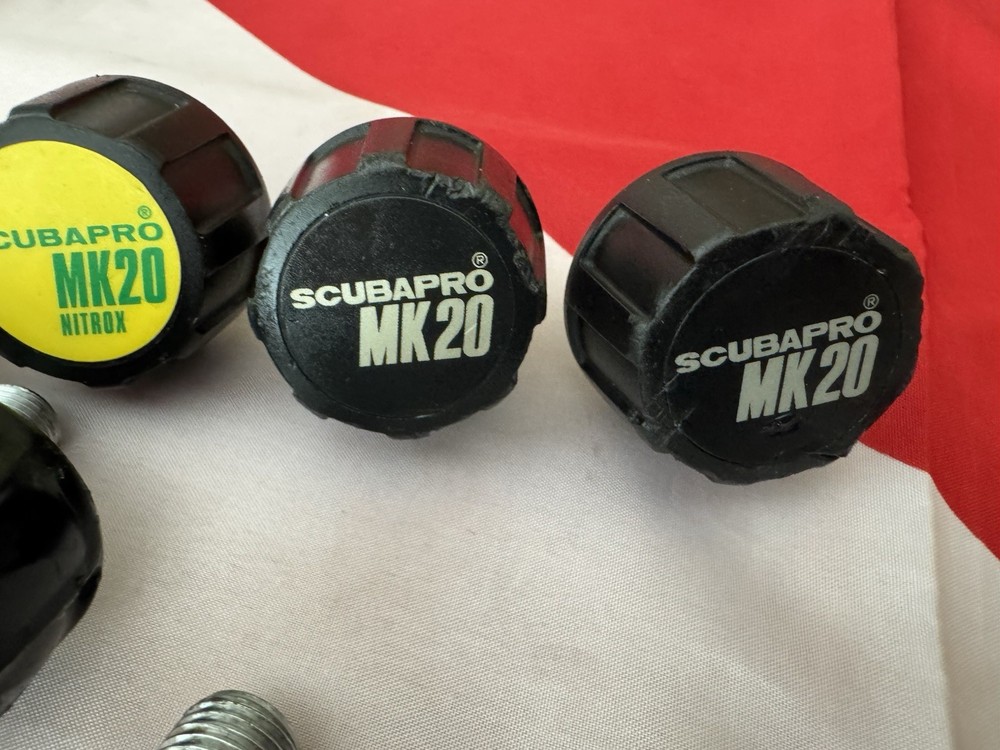 SCUBAPRO YOKE KNOBS SEVERAL DIFFERENT STYLES EACH KNOB SOLD SEPARATELY