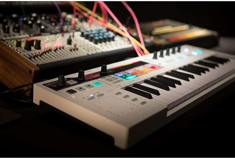 Arturia KeyStep Pro 37-Key USB/MIDI/CV Keyboard Controller and Sequencer -White