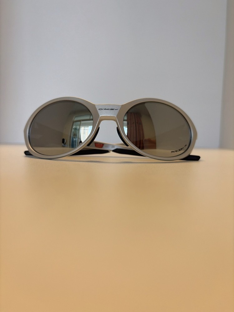 Oakley eye jacket redux sunglasses silver frames silver lens