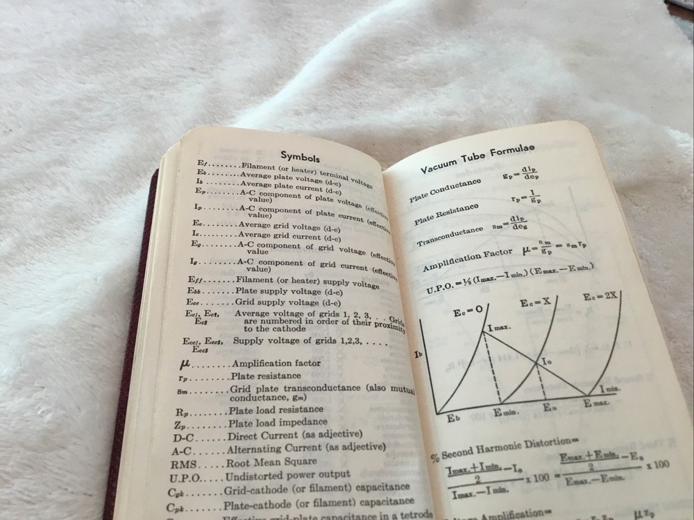 Vintage RCA Radiotron 1933 Reference Book - Sharp