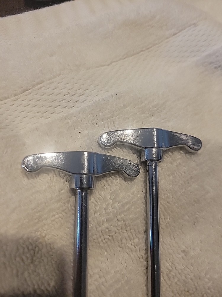 Ludwig 2 T Rods Chrome Used