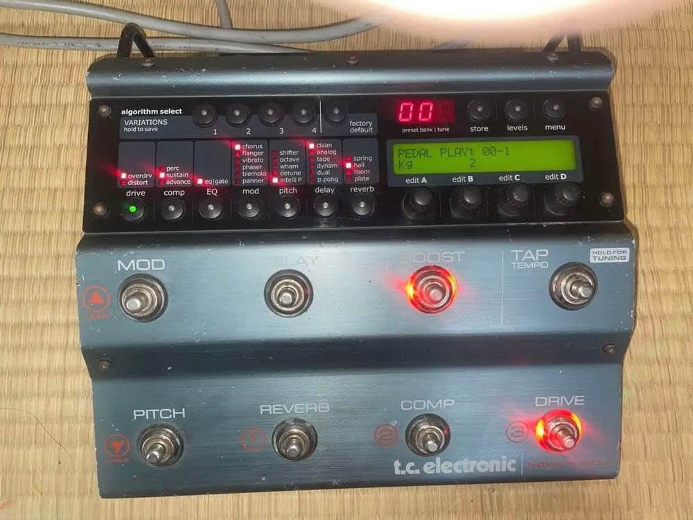 TC Electronic Nova System Guitar Multi Effects Processor Pedalboard Tested Japan