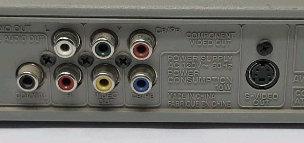 Emerson EWD7002 DVD / CD Player w/ Remote & Manual - Tested & Working