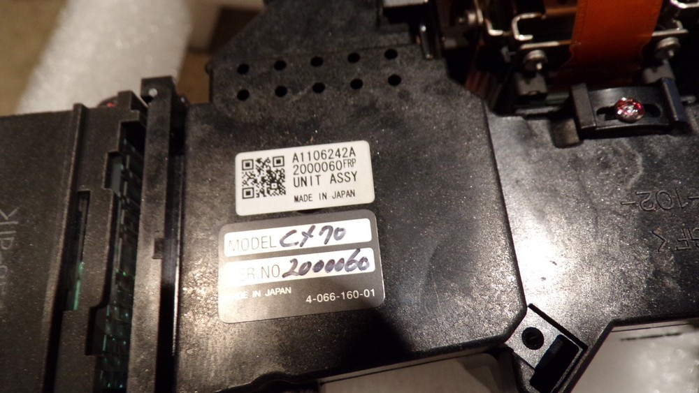 Sony CX70 Data Projector Serial 2000060 *FREE SHIPPING*