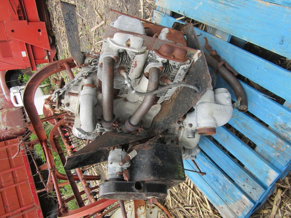 CONTINENTAL AIRPLANE ENGINE FOR PARTS