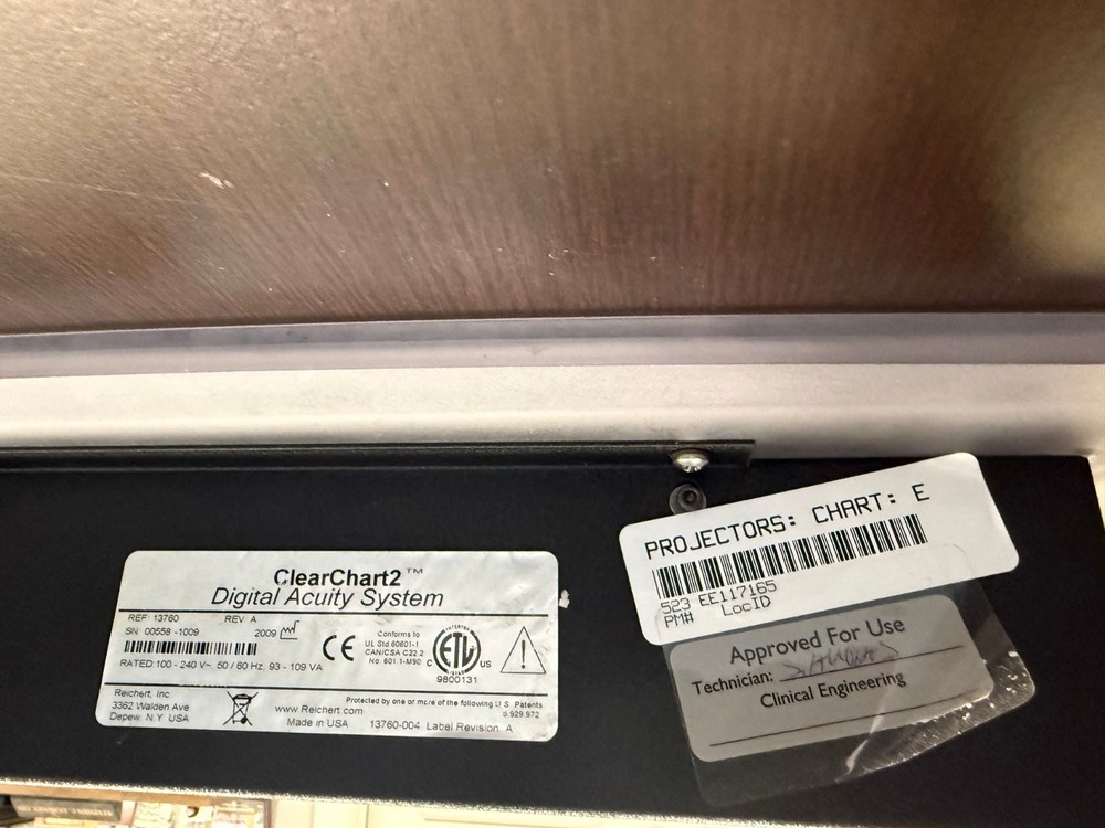 Reichert ClearChart 2 Digital Acuity System