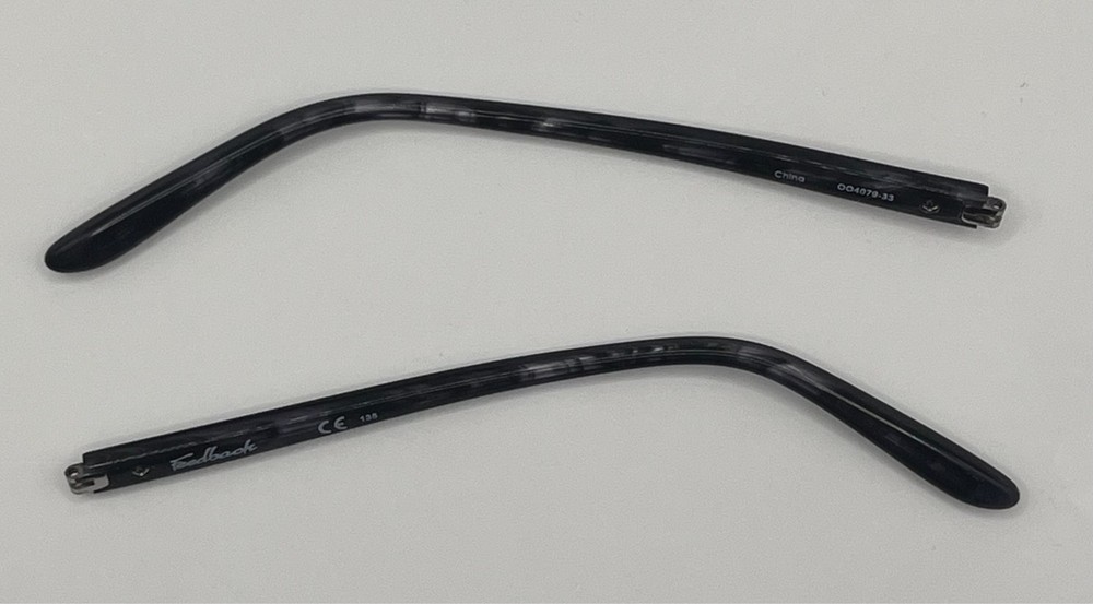 2369 - OAKLEY  FEEDBACK CAMO BOTH TEMPLES  AUTHENTIC