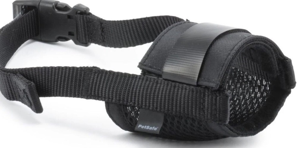 PETSAFE ** Comfortable Nylon Padded DOG MUZZLE ** MEDIUM Black