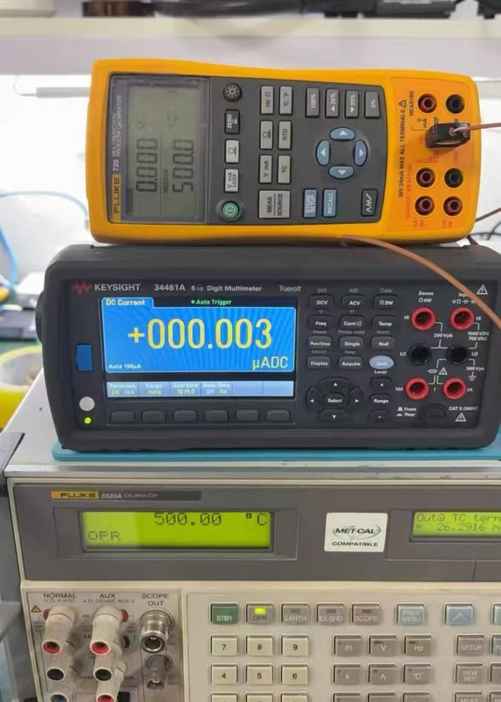 Fluke 725 Multifunction Process Calibrator CALIBRATED !