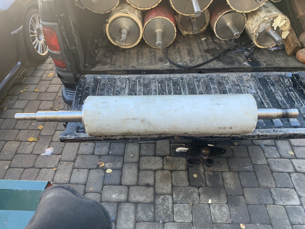 30” X 7.5" Plastic/nylon Conveyor Roller