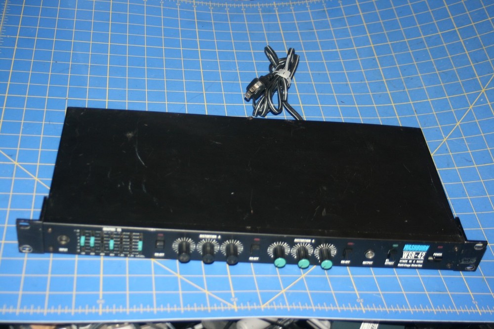 Washburn WSR-42 STACK IN A RACK Multi Stage Distortion Effects