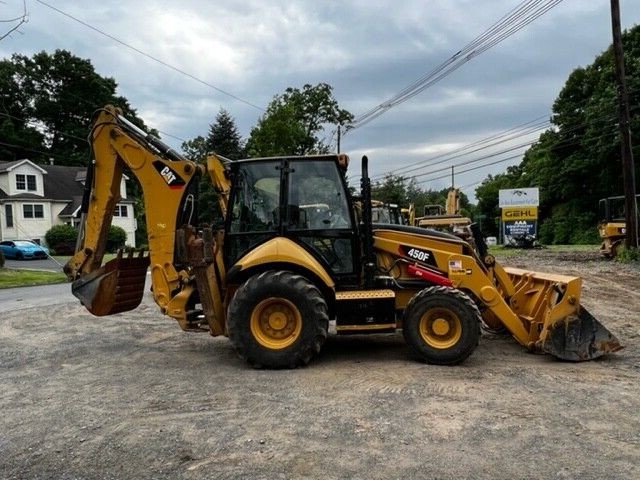 BACKHOE 2017 CAT 450F