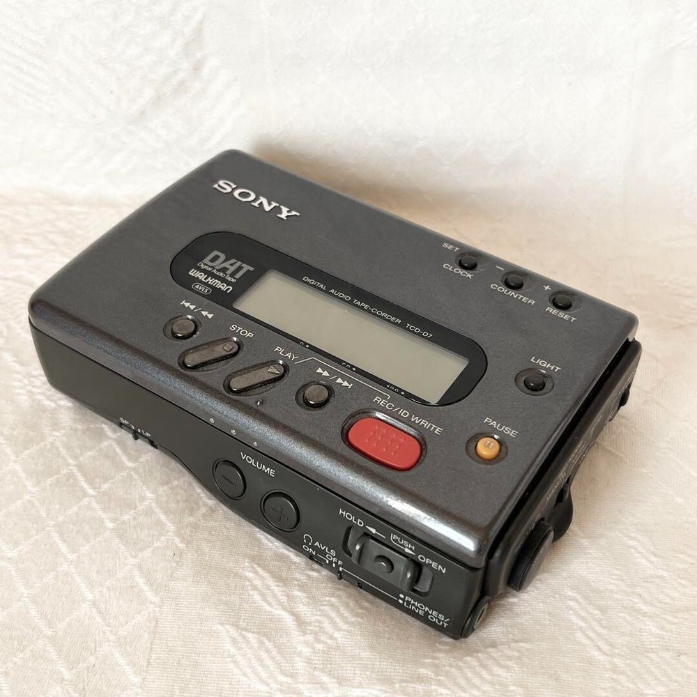 SONY TCD-D7 DAT WALKMAN Portable Player Junk