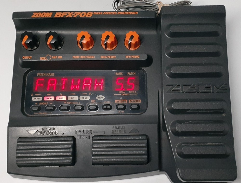 Zoom BXF-708 Bass Effects Processor