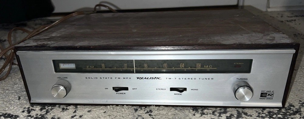 Realistic TM-7 Solid State Stereo Tuner