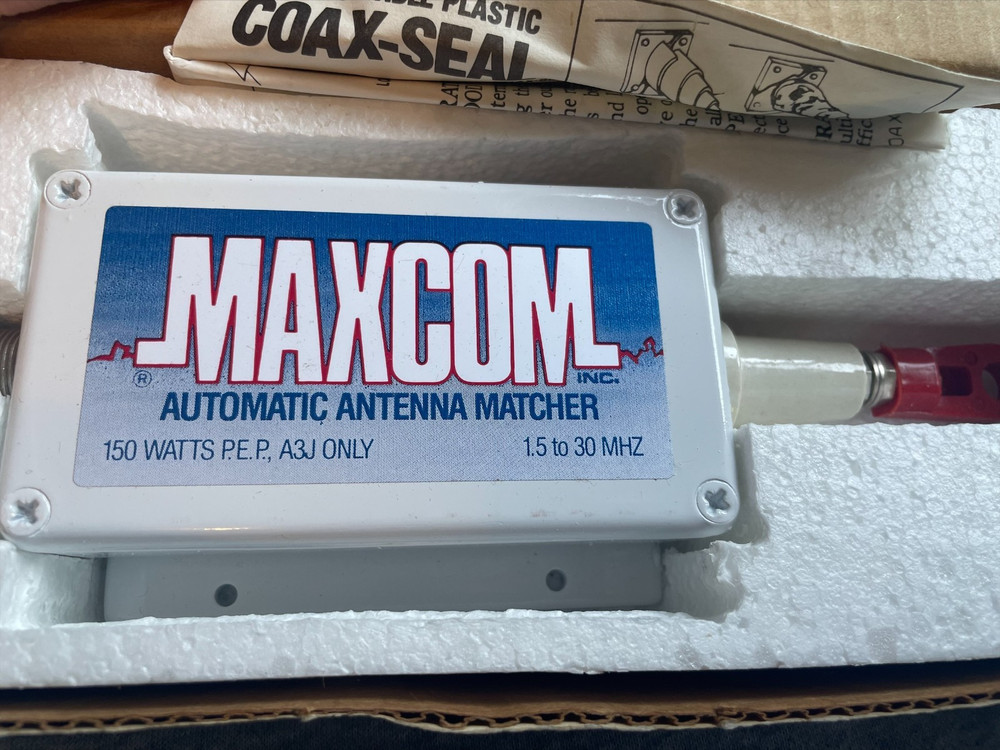 Maxcom Automatic Antenna Matcher