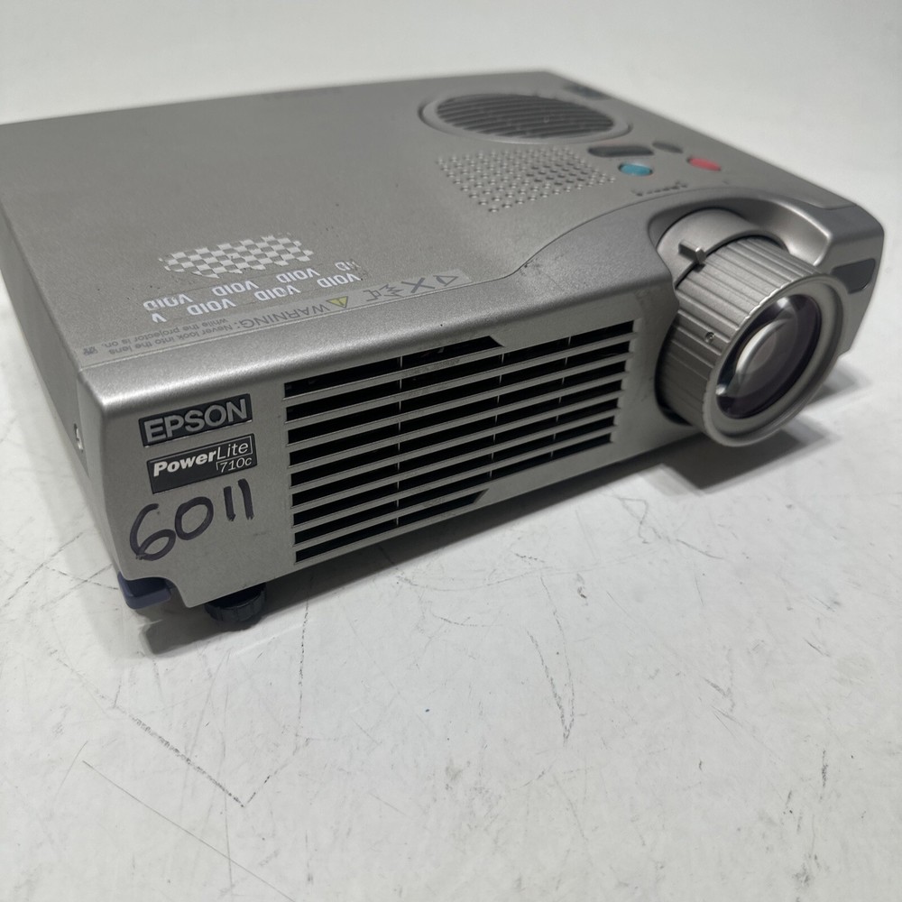 Epson EMP-710 PowerLite 710c Projector