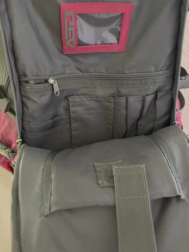 Large softball backpack 2 bats Backpack bag. Excellent Condition. Grey-pink.