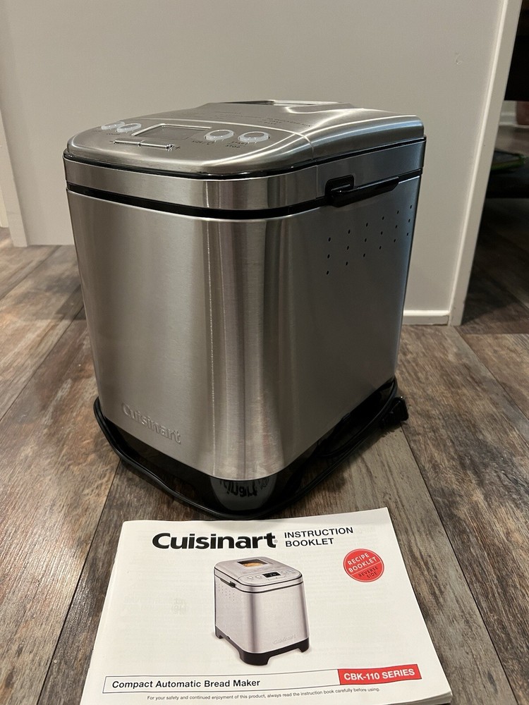 Cuisinart Compact Automatic Bread Maker / Machine StainlessSteel CBK-110