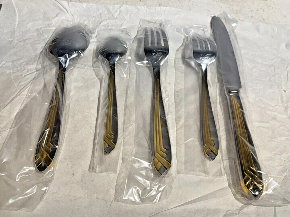 Mikasa Gerald Patrick Connection Gold 5pc Place Setting Flatware Set G3355/599