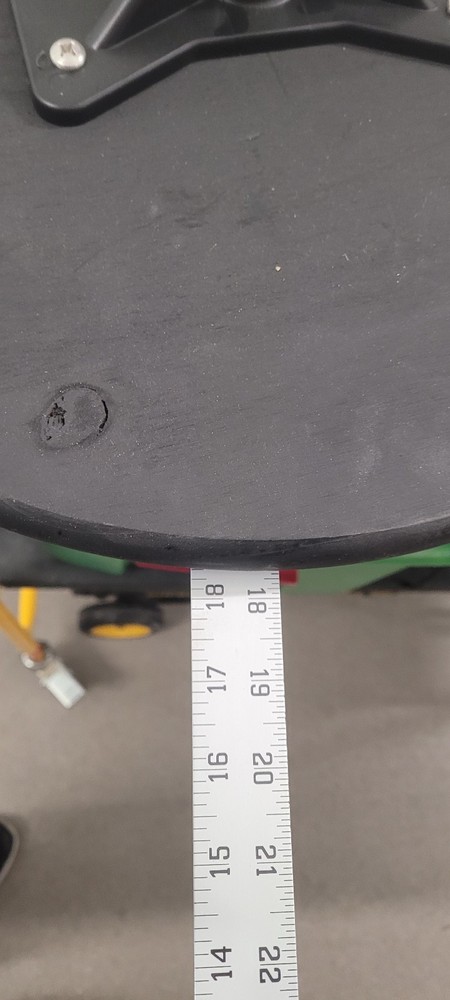 Heavy duty crank up stand