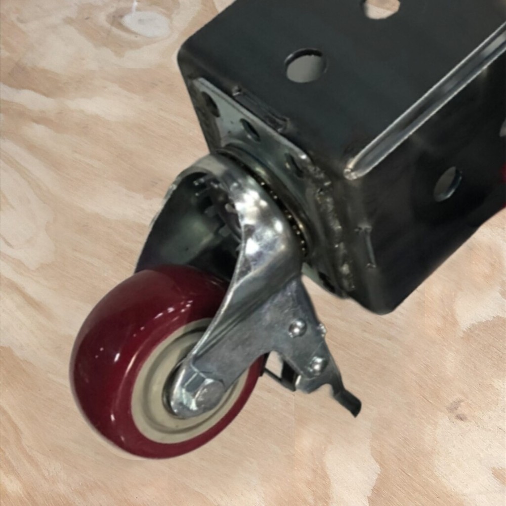 PostHugger™ 1000#CAP 4pc Set Roll & Lock Red Wheel Caster Brackets For 4X4 Posts