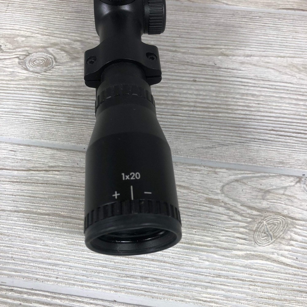 Used Ravin Jack Plate with 1X ( zero power) scope