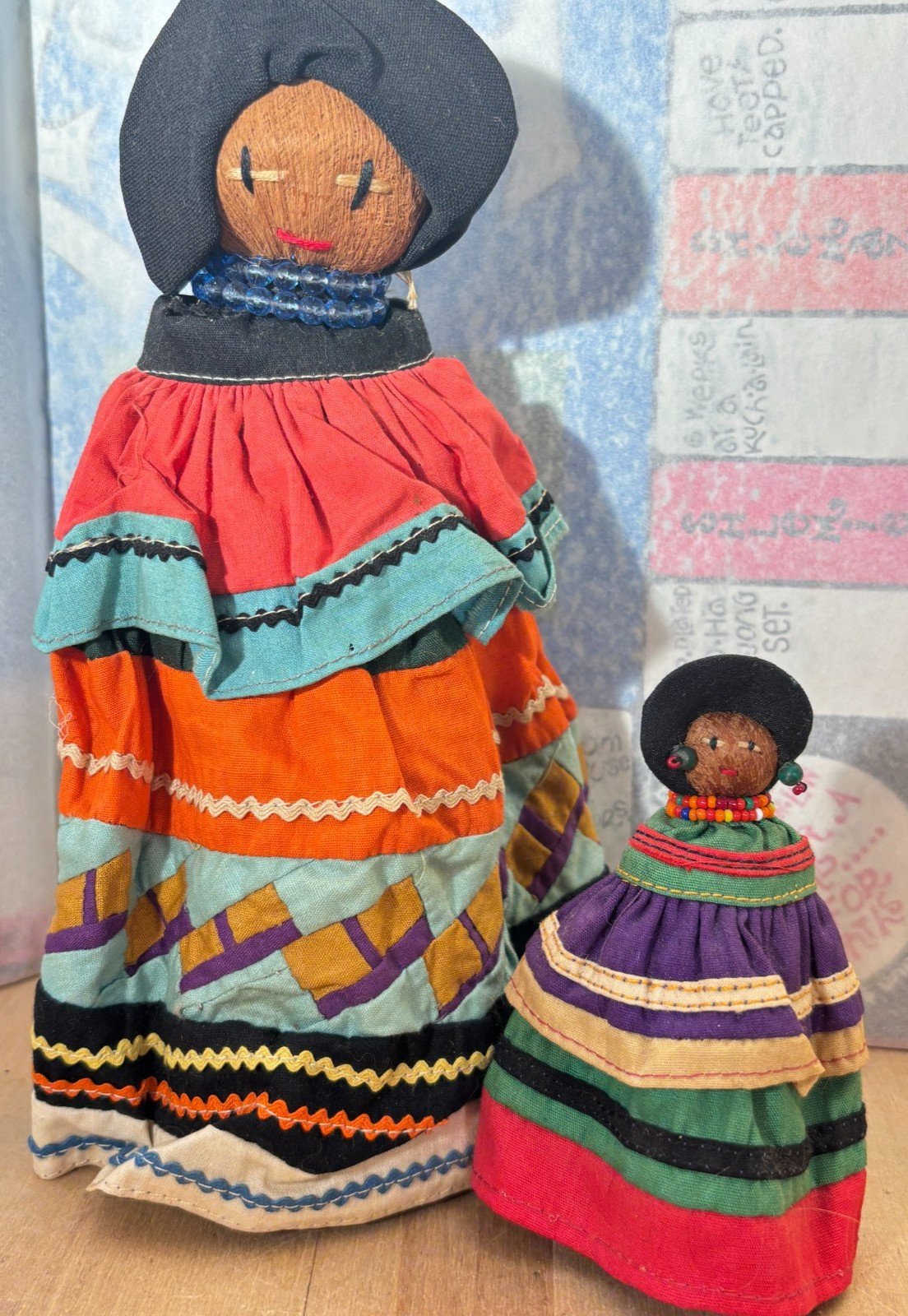 2 Native American Seminole Husk Dolls, Palmetto Fiber Cloth Dresses, 9" and 4"