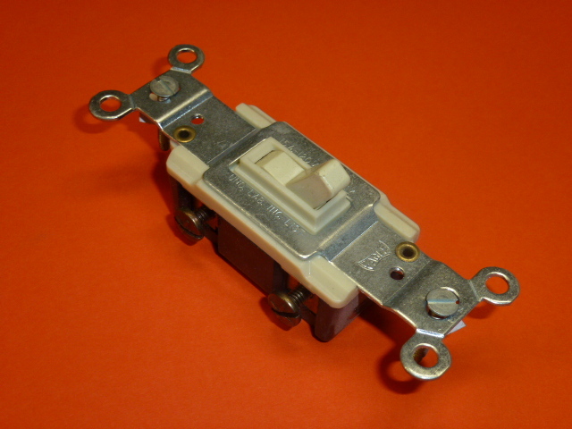 NOS! EAGLE 15A-120V SINGLE POLE SWITCH, IVORY