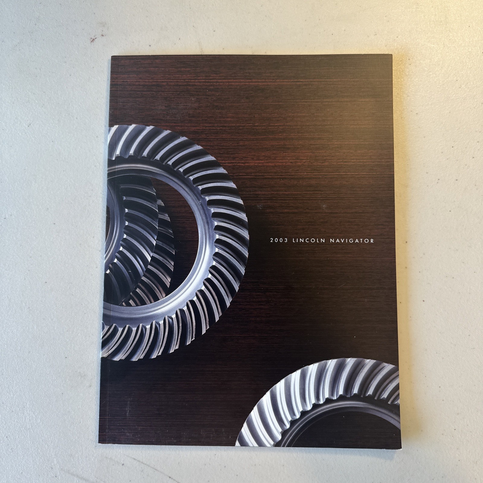 2003 Lincoln Navigator sales brochure 38 pg literature ORIGINAL