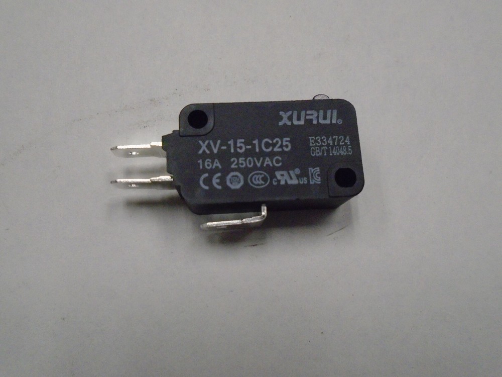 V-15-1C25 NO+NC SPDT MICRO SWITCH MICROSWITCH JUNE124