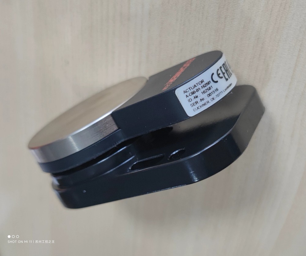 1Pcs New EUCHNER A-C60-B1-162581