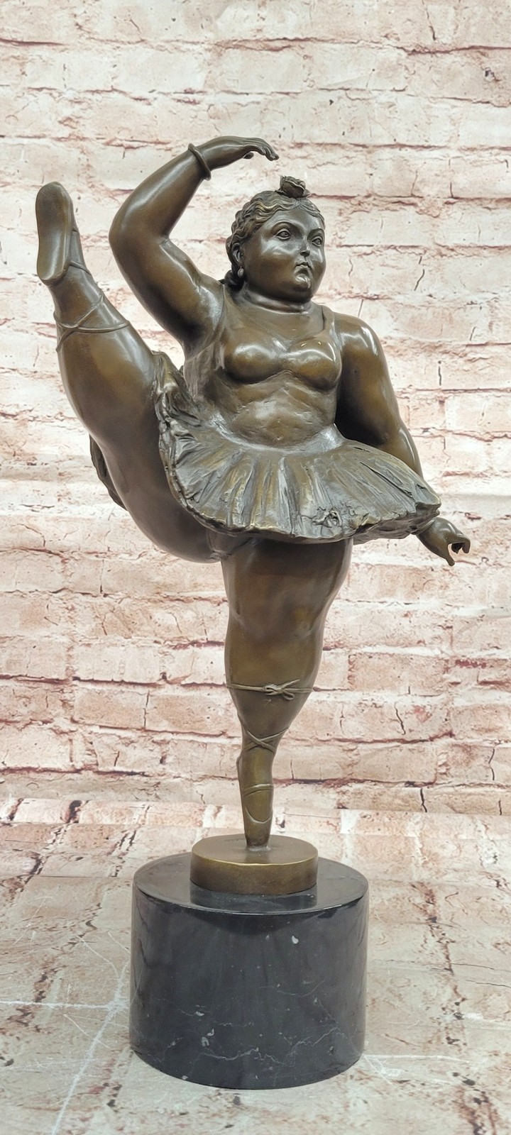 Fernando Botero Bronze Ballerina Statue Leg Up Figurine Hot Cast Artwork Gift NR