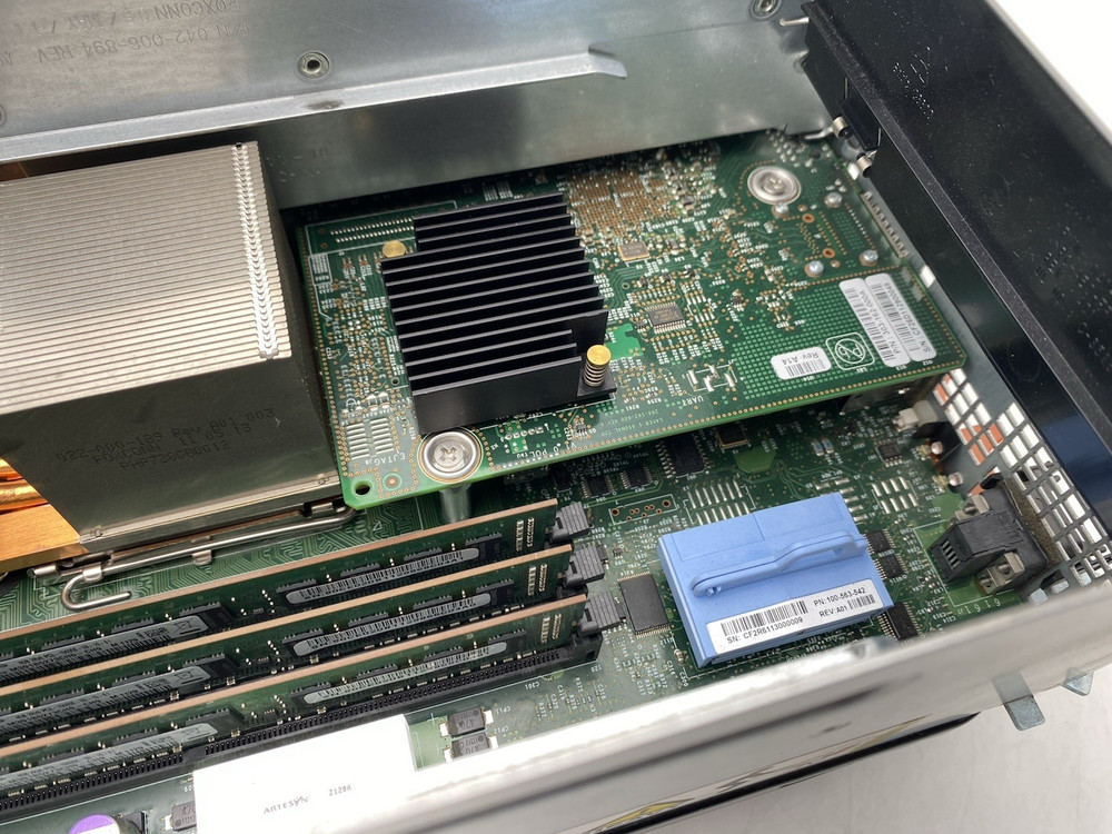 EMC Controller 110-140-112B Vnxe3300 2.13Ghz Storage Processor 12GB RAM Diskless