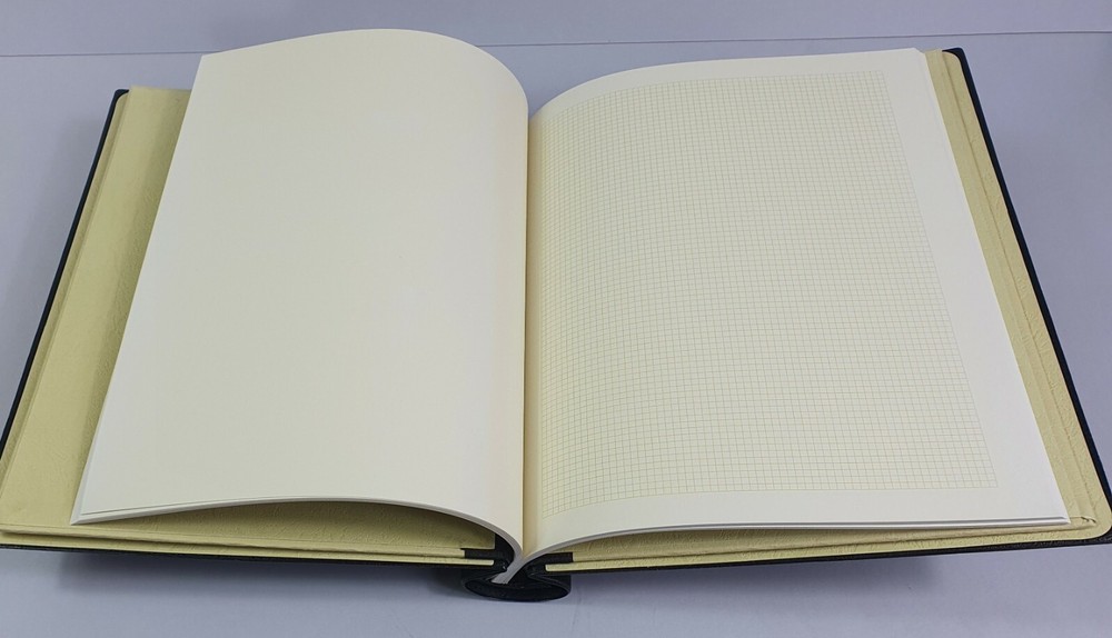 Deluxe Spring Back Stamp Album with Pages