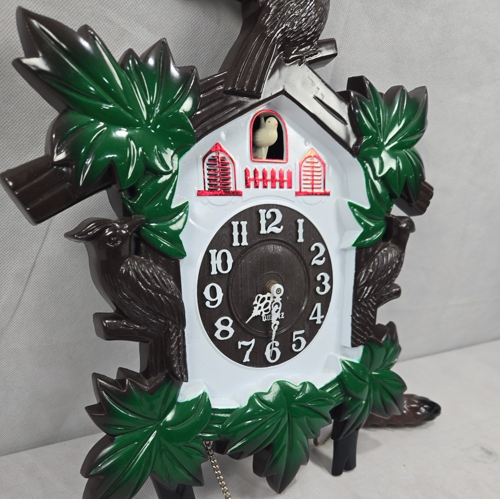Vintage Telesonic Plastic Cuckoo Clock