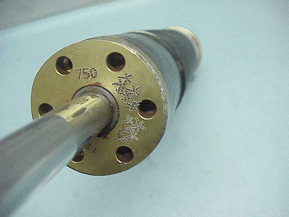 Pro 7" Aluminum Large Threaded Body Shock DR101