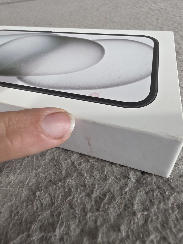 iPhone 15 Empty Box