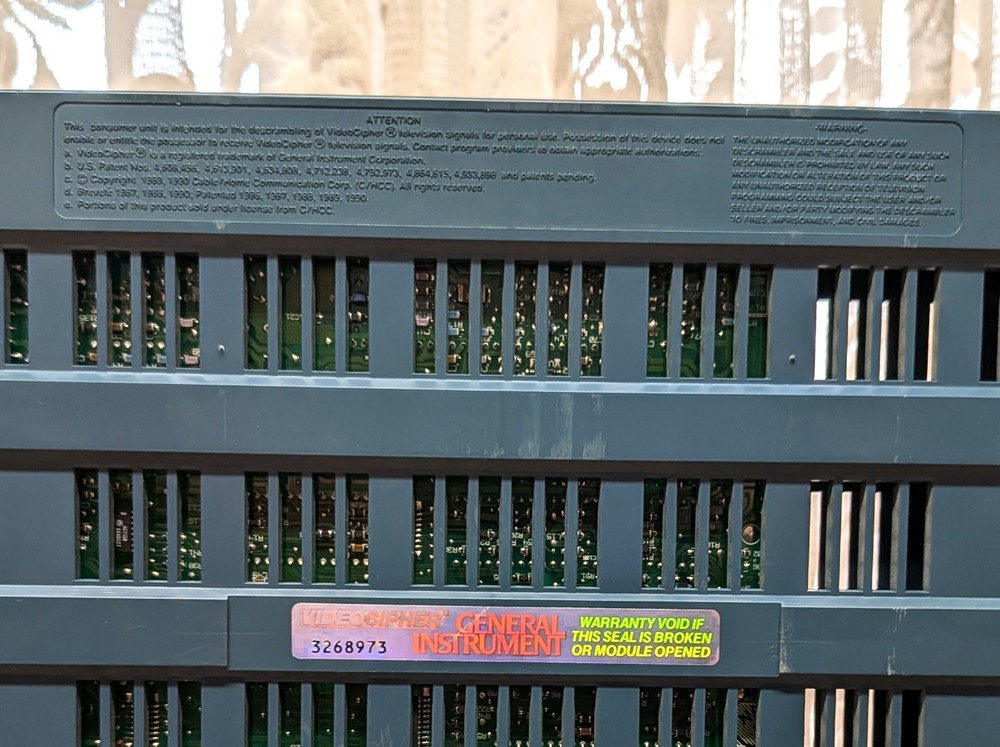 GENERAL INSTRUMENT VIDEOCIPHER RS DESCRAMBLER MODULE - UNTESTED - FOR PARTS